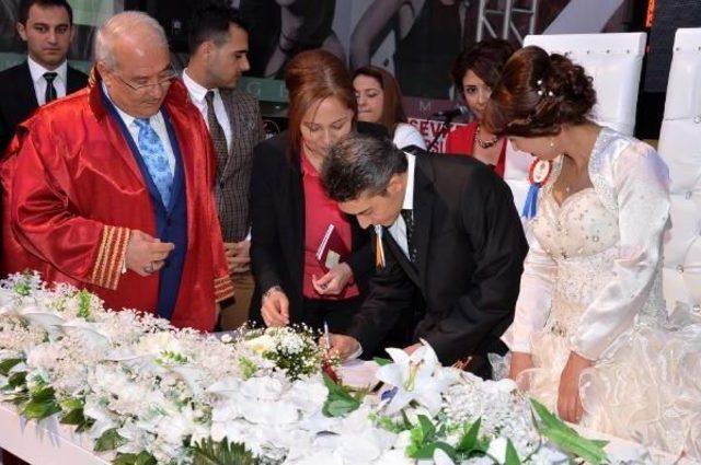 Mersin'de Toplu Nikah Töreni