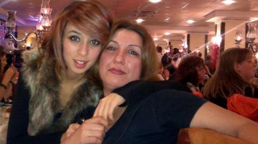 Kayıp Kızların Annelerinin Umutlu Bekleyişi