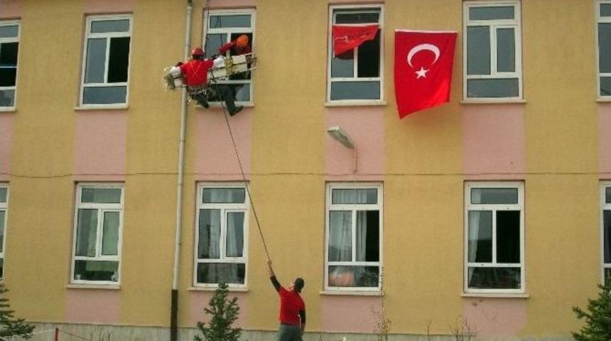 Tuzluk&ccedil;u&rsquo;da Deprem Tatbikatı Yapıldı
