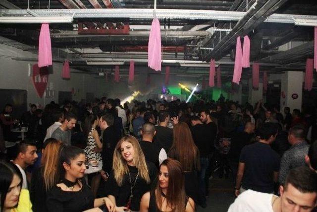 Aloft’tan Bursa’da İlk Garaj Partisi