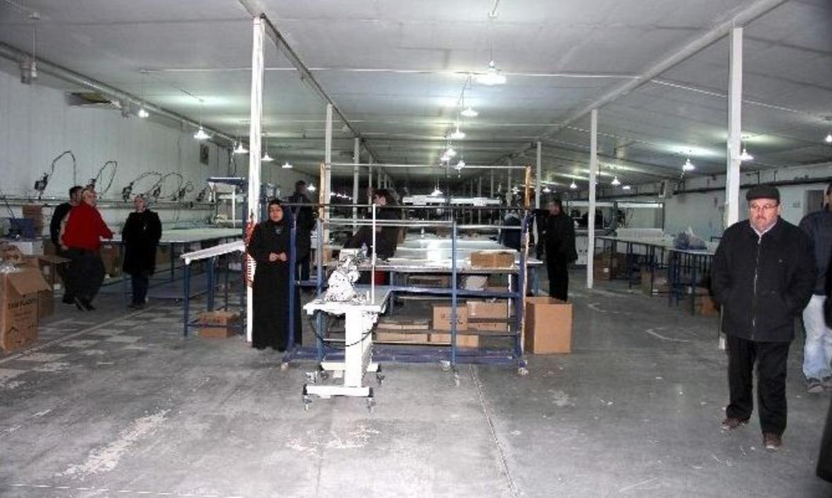 130 Kadın, 8 Mart D&uuml;nya Kadınlar G&uuml;n&uuml;&rsquo;nde İşsiz Kaldı