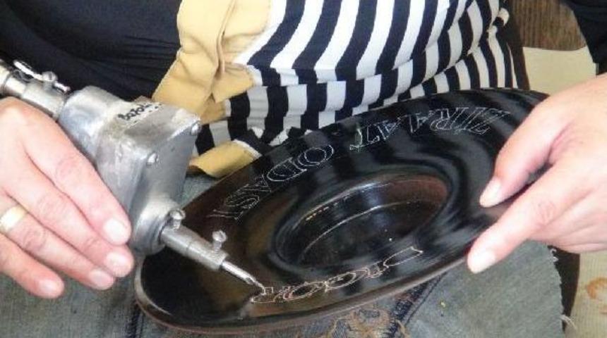 Arpa&ccedil;aylı Kadınlara Bakır Işlemeciliği Kursu
