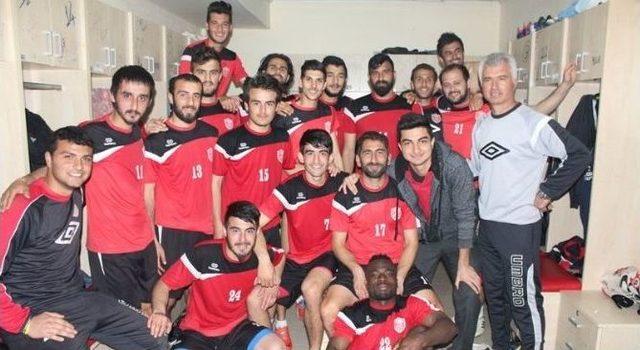 Kepez Belediyespor’da Sürpriz Doğum Günü Kutlaması 1