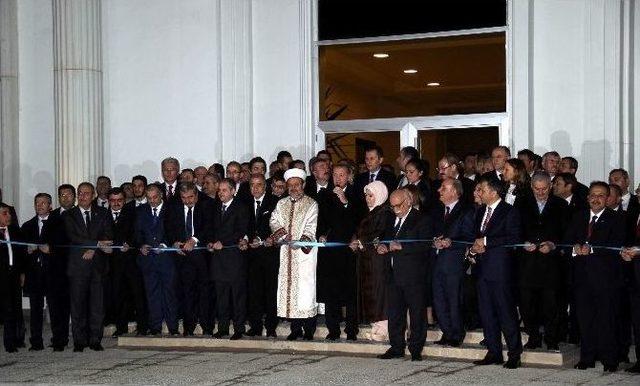 &lsquo;&rsquo;sani Konukoğlu İlahiyat Fak&uuml;ltesi&rsquo;&rsquo; A&ccedil;ıldı 1