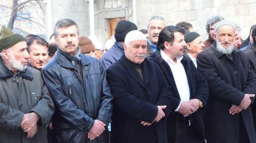 M&uuml;ze M&uuml;d&uuml;r&uuml; Erkmen&rsquo;in Acı G&uuml;n&uuml;