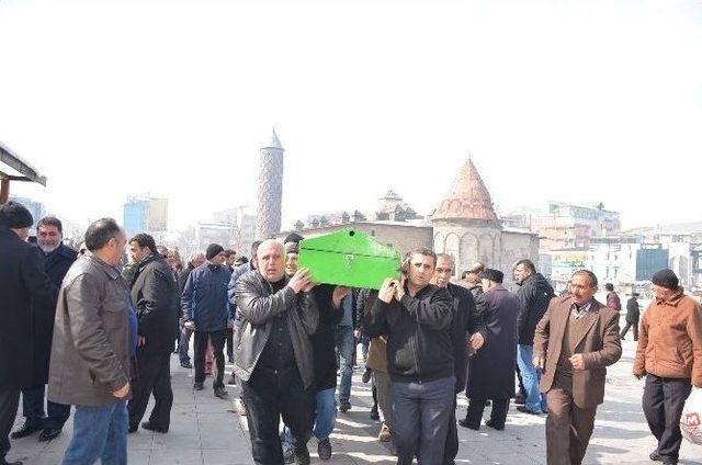 Müze Müdürü Erkmen’in Acı Günü