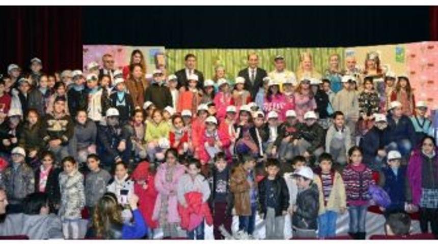 Yıldırım Belediyesi 4 Bin &Ouml;ğrenciye Tiyatro Keyfi Yaşattı