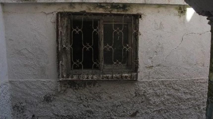 Emekli &Ouml;zel Harekat&ccedil;ı Evinde &Ouml;l&uuml; Bulundu