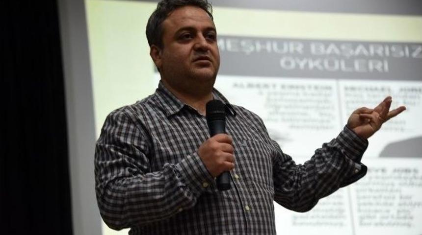 Sınav Kazandıran Psikolog&rsquo;tan &Ouml;ğrencilere T&uuml;yolar