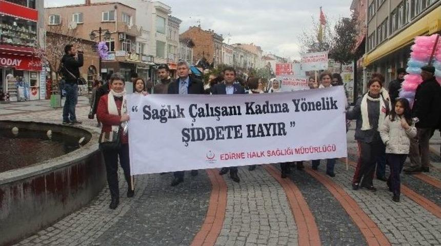 "sağlık &Ccedil;alışanı Kadınlara Y&ouml;nelik Şiddetin &Ouml;nlenmesi" Y&uuml;r&uuml;y&uuml;ş&uuml; Yapıldı