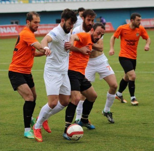 Pazarspor-Birlik Nakliyat Düzyurtspor: 1-1