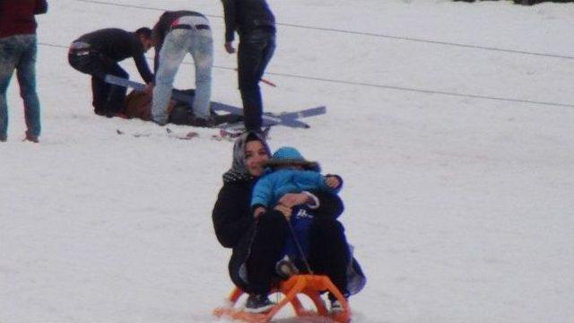 Siverek’te Kayak Merkezi Yoğun İlgi Çekiyor