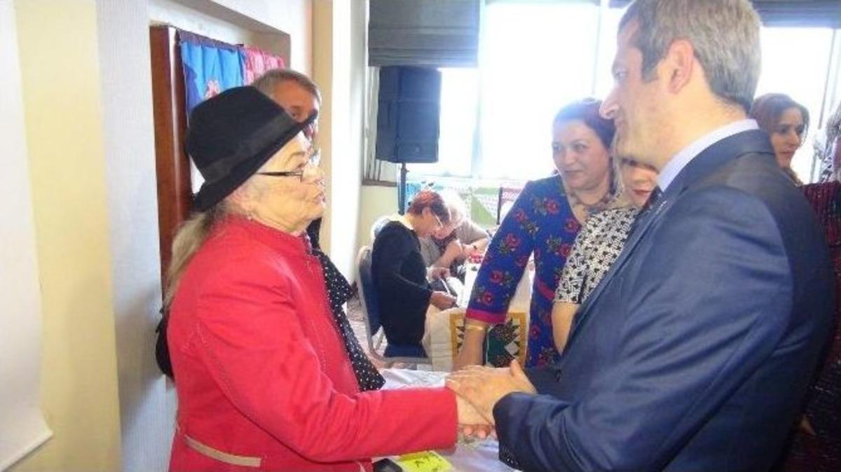 İlmek İlmek İşledim Şehidimi D&uuml;şledim