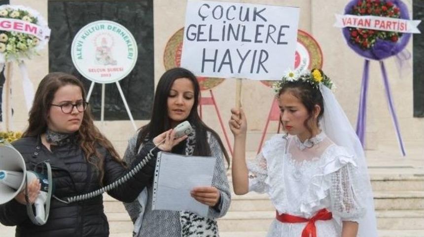 Sel&ccedil;uk&rsquo;ta Kadınlar G&uuml;n&uuml; Kutlanmadı