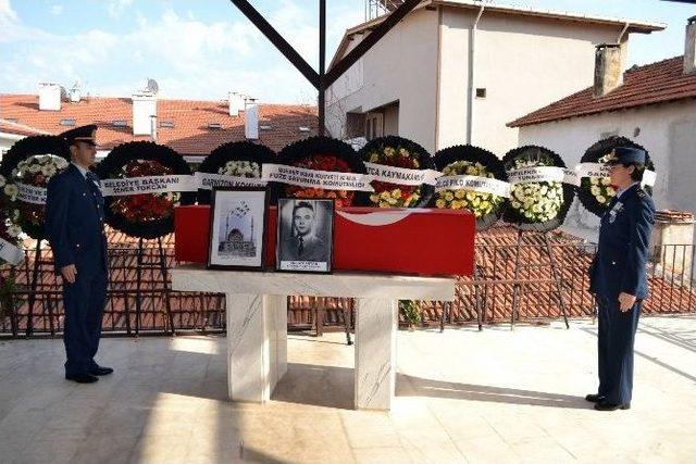 U&ccedil;an Kuğular Komutanlarını T&ouml;renle Uğurladı 2