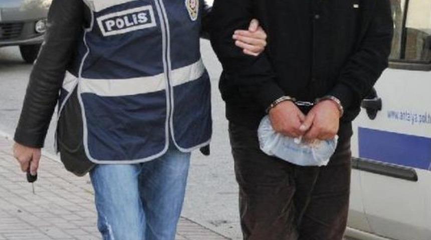 &Ccedil;&ouml;p Şikayeti Kavgasında Kan Aktı