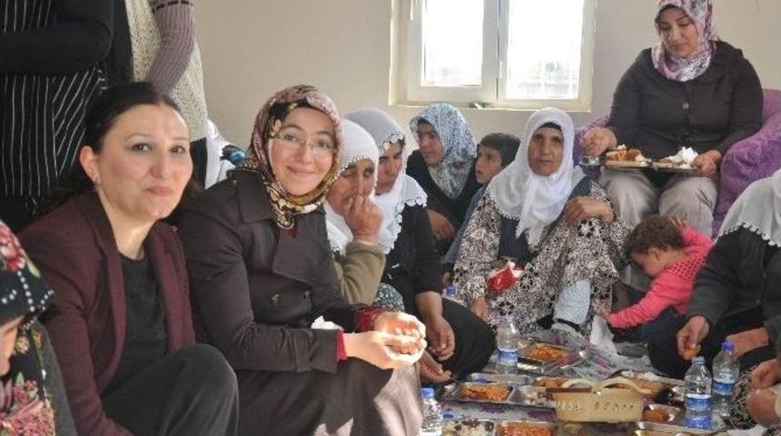 Kahta&rsquo;da 8 Mart D&uuml;nya Kadınlar G&uuml;n&uuml; Kutlandı