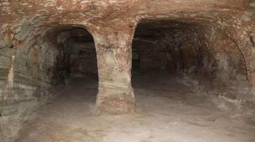 Nevşehir&rsquo;de Tarih G&uuml;n Işığına &Ccedil;ıkartılıyor