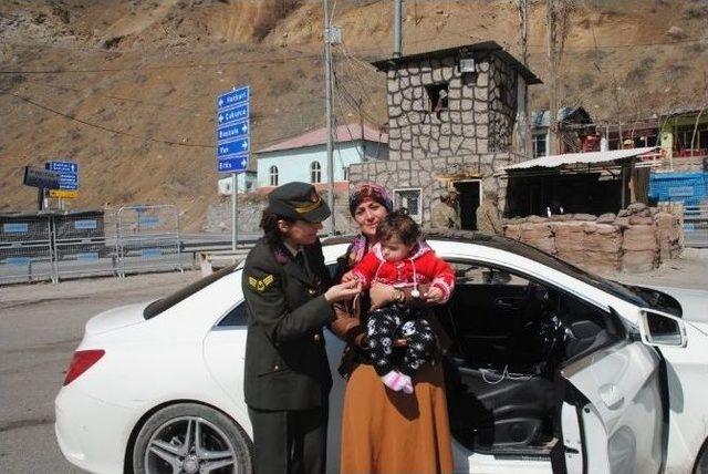 Jandarmadan Kadınlara 8 Mart Sürpriz 1