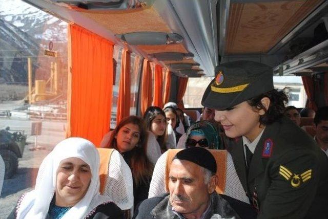 Jandarmadan Kadınlara 8 Mart Sürpriz 2