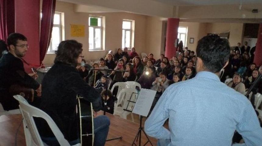 8 Mart D&uuml;nya Kadınlar G&uuml;n&uuml;