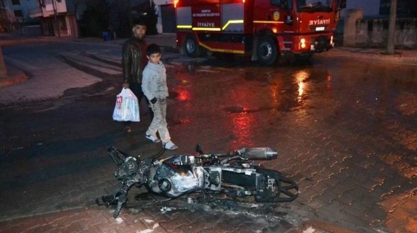 Kulu&rsquo;da Yanan Motosiklet Kullanılamaz Hale Geldi