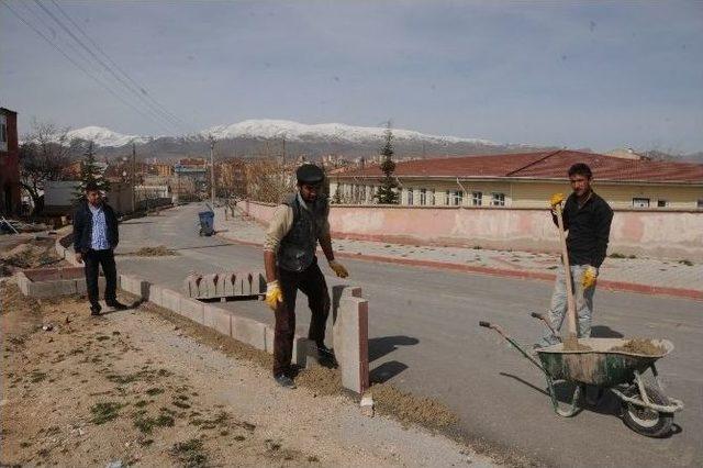 Nar Mahallesinden Belediye Başkanı Akdoğan’a Teşekkür