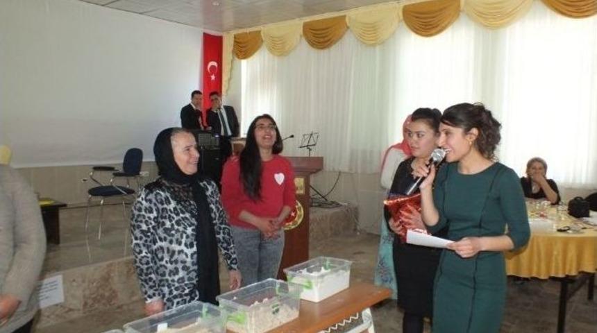 Ulukışla&rsquo;da 8 Mart D&uuml;nya Kadınlar G&uuml;n&uuml; Coşkuyla Kutlandı