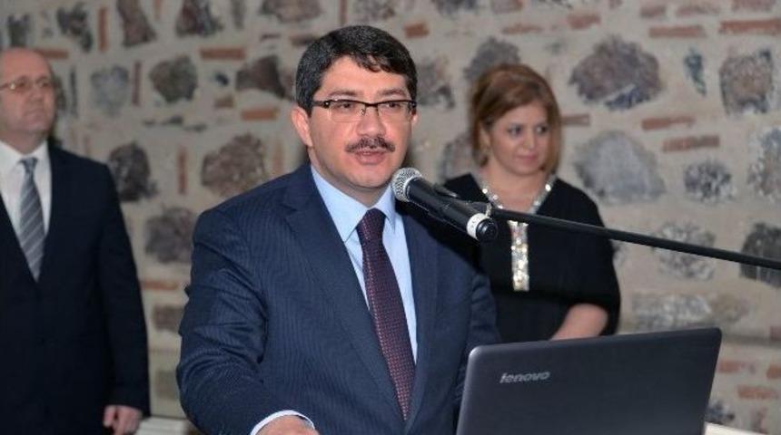 Şehzadeler Personeli Eğitime Başladı
