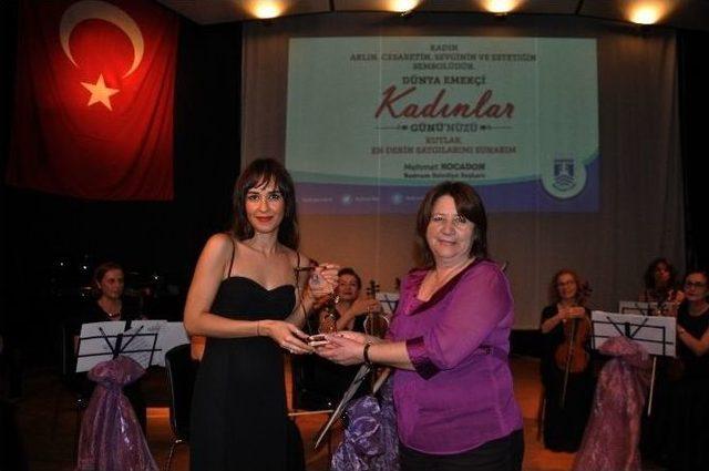 Çağdaş Kadınlar Bodrum’da, Kadınlar Günü’ne Özel Konser Verdi 1