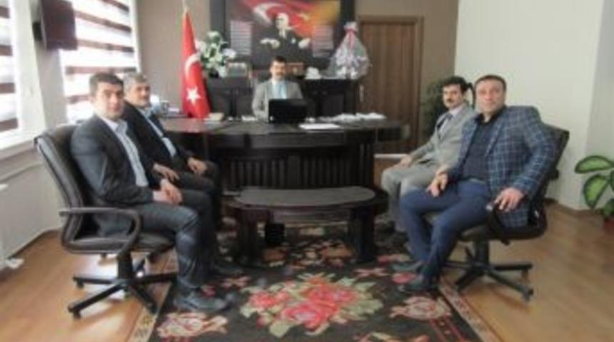 Eğitim Bir Sen&rsquo;den Kaymakam Sel&ccedil;uk Yosunkaya&rsquo;ya Ziyaret
