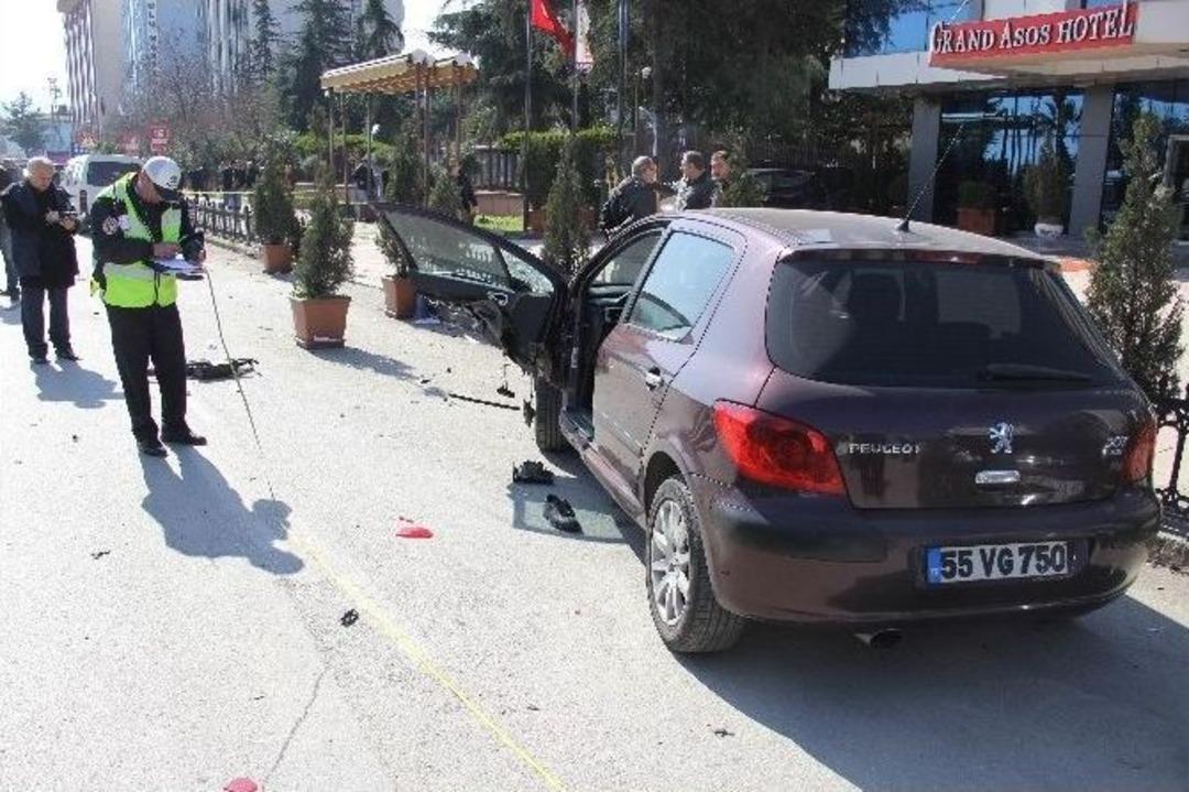 Otomobiline Binerken Kazada &Ouml;ld&uuml;