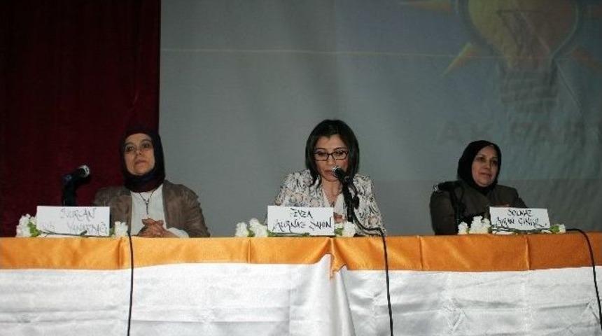 Ak Parti Afyonkarahisar İl Başkanlığı &lsquo;kadın&rsquo; Konulu Panel