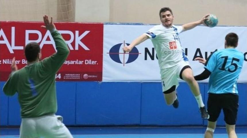 Nil&uuml;fer Belediyespor Hentbolda Yine G&uuml;ld&uuml;