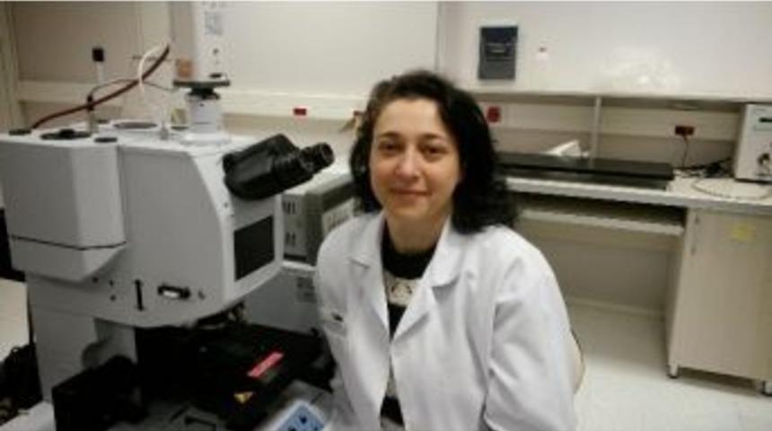 Ag&uuml; &Ouml;ğretim &Uuml;yesine &rsquo;araştırmacı Bilim Kadını&rsquo; &Ouml;d&uuml;l&uuml;