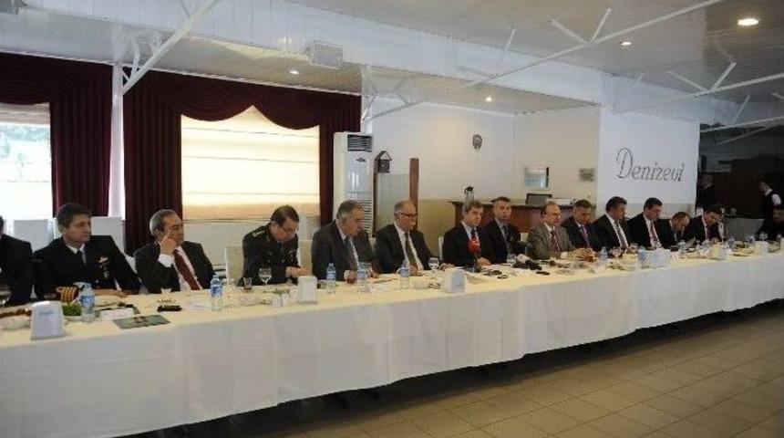 &Ccedil;anakkale Savaşlarının 100. Yılı Hazıklıkları Tamamlandı