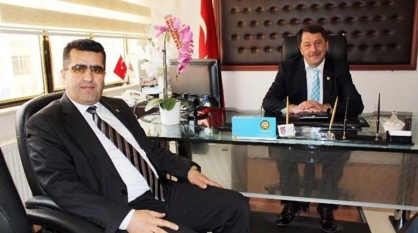 Ak Partili Şahin&rsquo;den Şof&ouml;rler Odası&rsquo;na Ziyaret