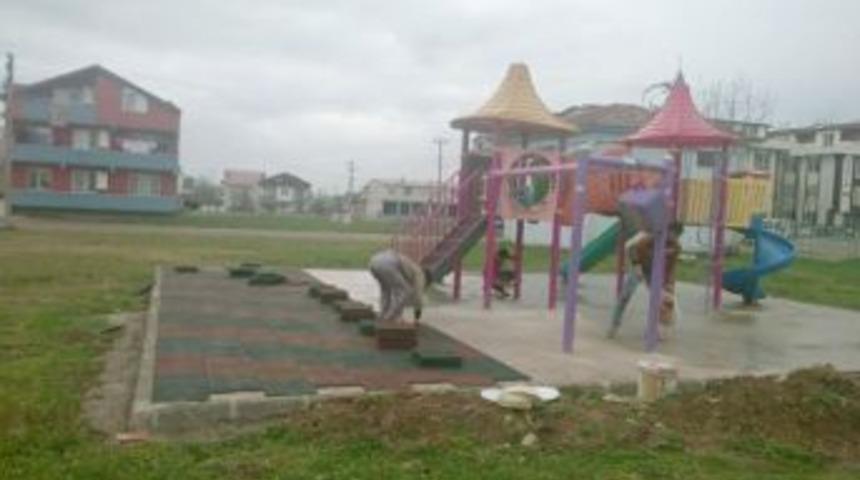 Kartepe Parklarında &Ccedil;ocuk G&uuml;venliği &Ouml;n Planda