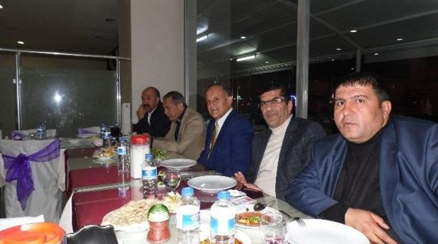 Milletvekili Aday Adayı &Ouml;zet, Kadınlar G&uuml;n&uuml; Dolayısıyla Yemek Verdi