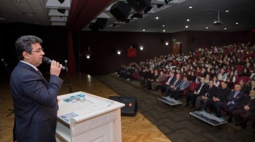 K&uuml;&ccedil;&uuml;k&ccedil;ekmece&rsquo;de &Ccedil;anakkale Zaferi&rsquo;nin 100&rsquo;&uuml;nc&uuml; Yılına &Ouml;zel Etkinlik