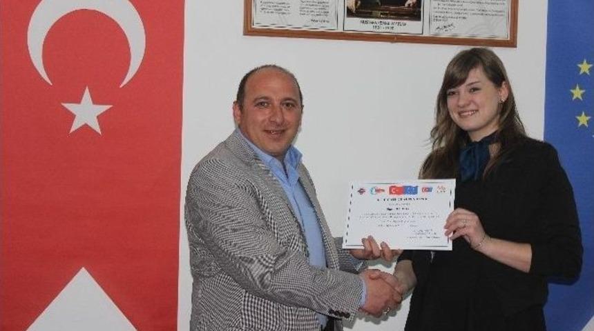 &ldquo;haklarını &Ouml;ğren, Şiddeti Durdur&rdquo; Projesi