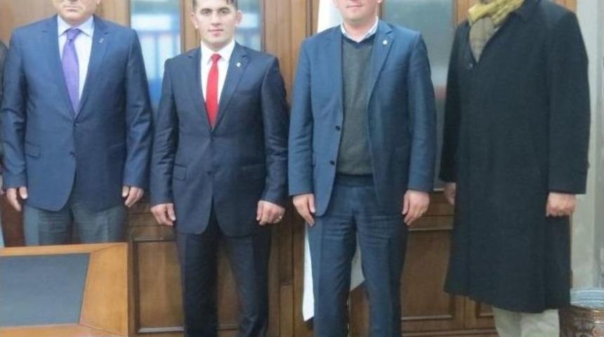 Sel&ccedil;uk &Ccedil;ebi&rsquo;den Tesob Başkanı Kara&rsquo;ya Ziyaret