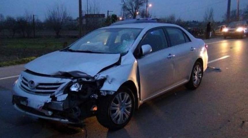 Aracına Otomobil &Ccedil;arpan Engelli &Ouml;ld&uuml;