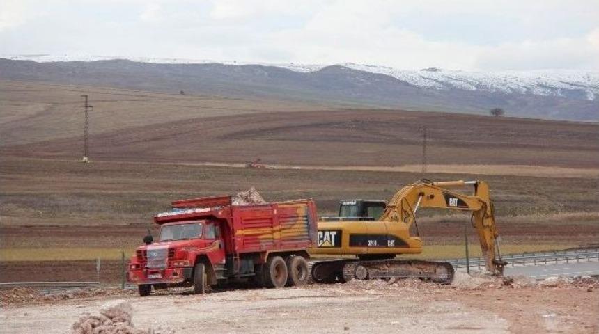 Sivas&rsquo;ta Dev G&uuml;neş Enerji Panelleri Kuruluyor