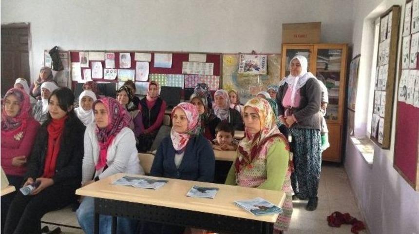 Kırsaldaki Kadınlar İ&ccedil;in Seferberlik