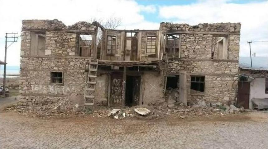 Beyşehir&rsquo;de Tescilli Yapılar Restore Ediliyor