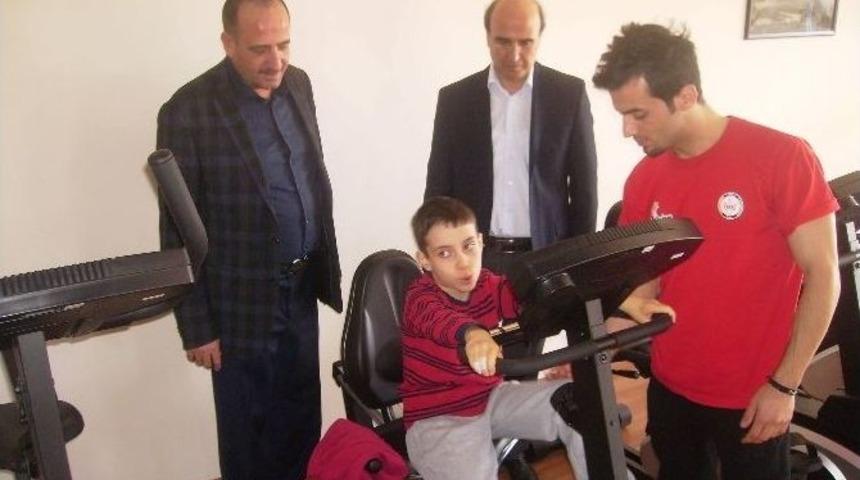 Başkan Duruay&rsquo;dan Otizm Vakfı&rsquo;na Ziyaret