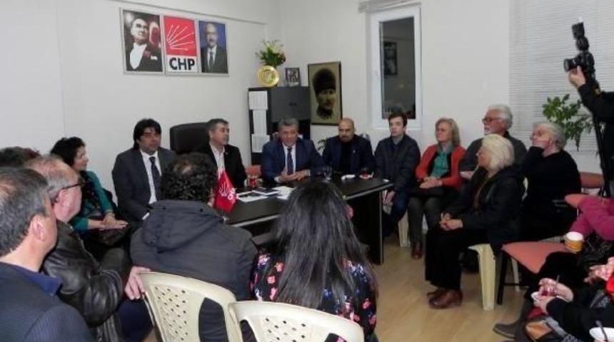 Chp'li Balbay Fo&ccedil;a'da Partililerle Buluştu