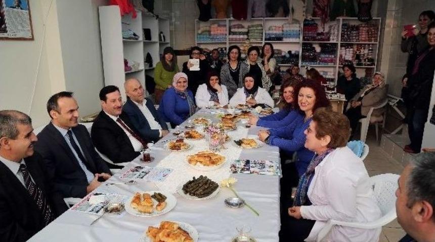 İlkadımlı Bayanlara Gelir Kapısı