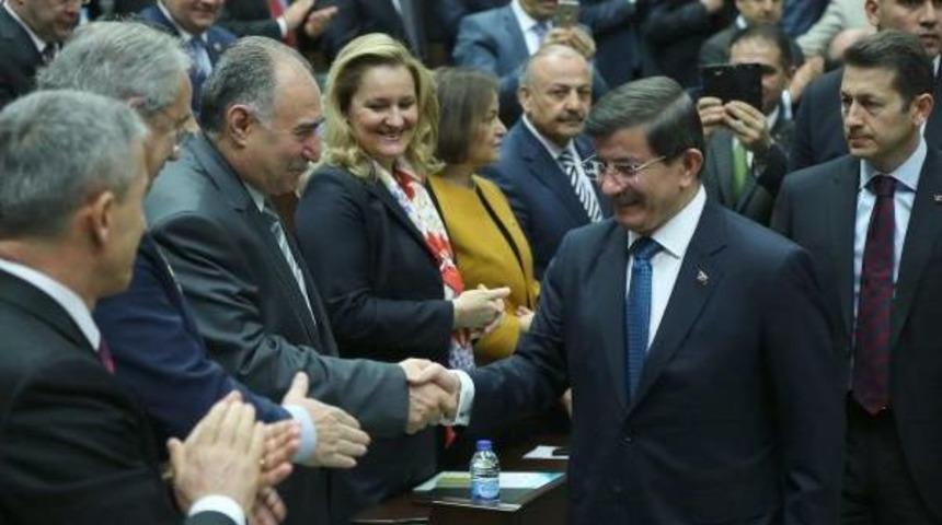 Parti Kapatılmasını Ebediyen Tarihe G&ouml;mmek Istiyorsanız Işte Hodri Meydan, Işte Tbmm